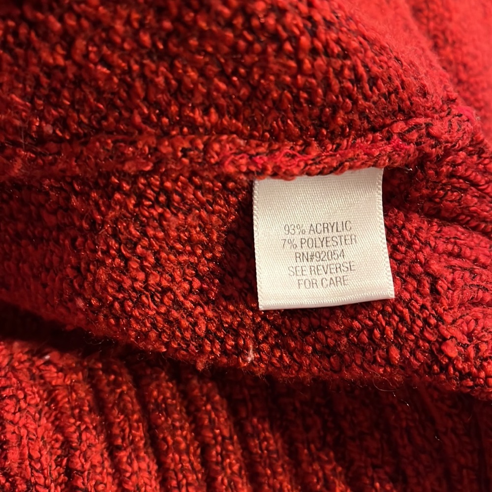 Croft & Barrow Crew Neck Sweater in Red.  Pullover. Size large - Picture 5 of 12